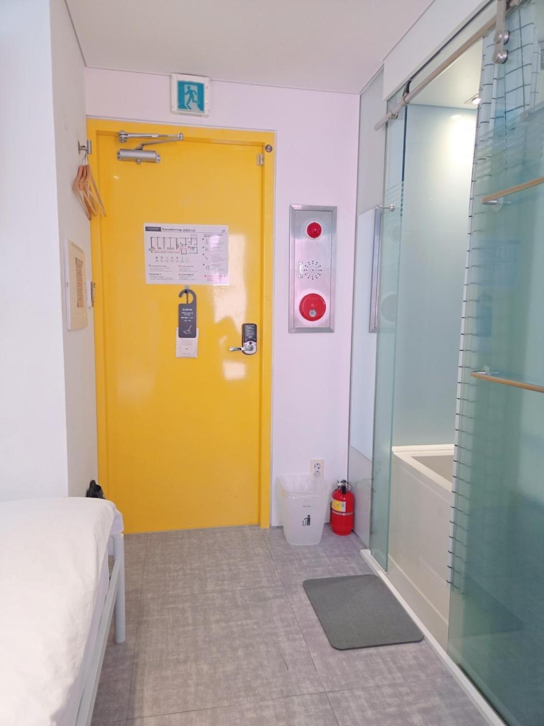 Look Home Guesthouse Seoel Buitenkant foto